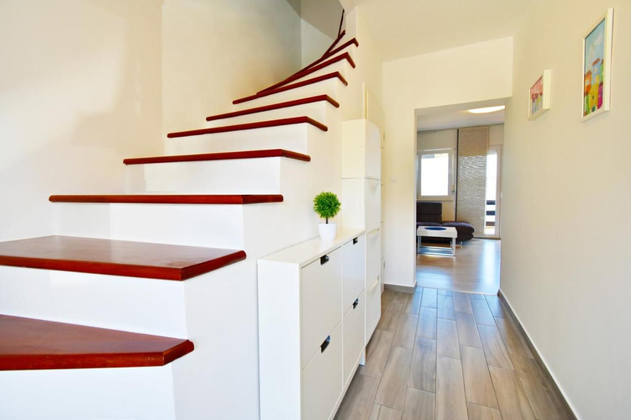 Apartman Lukas ราบัซ ภายนอก รูปภาพ